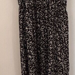 J.O.A. Monochrome Floral Patterned Top